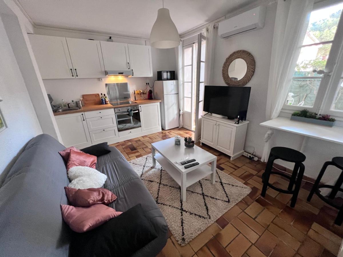Sympathique Studio En Rez De Jardin Dans Residence Ιέρ Εξωτερικό φωτογραφία